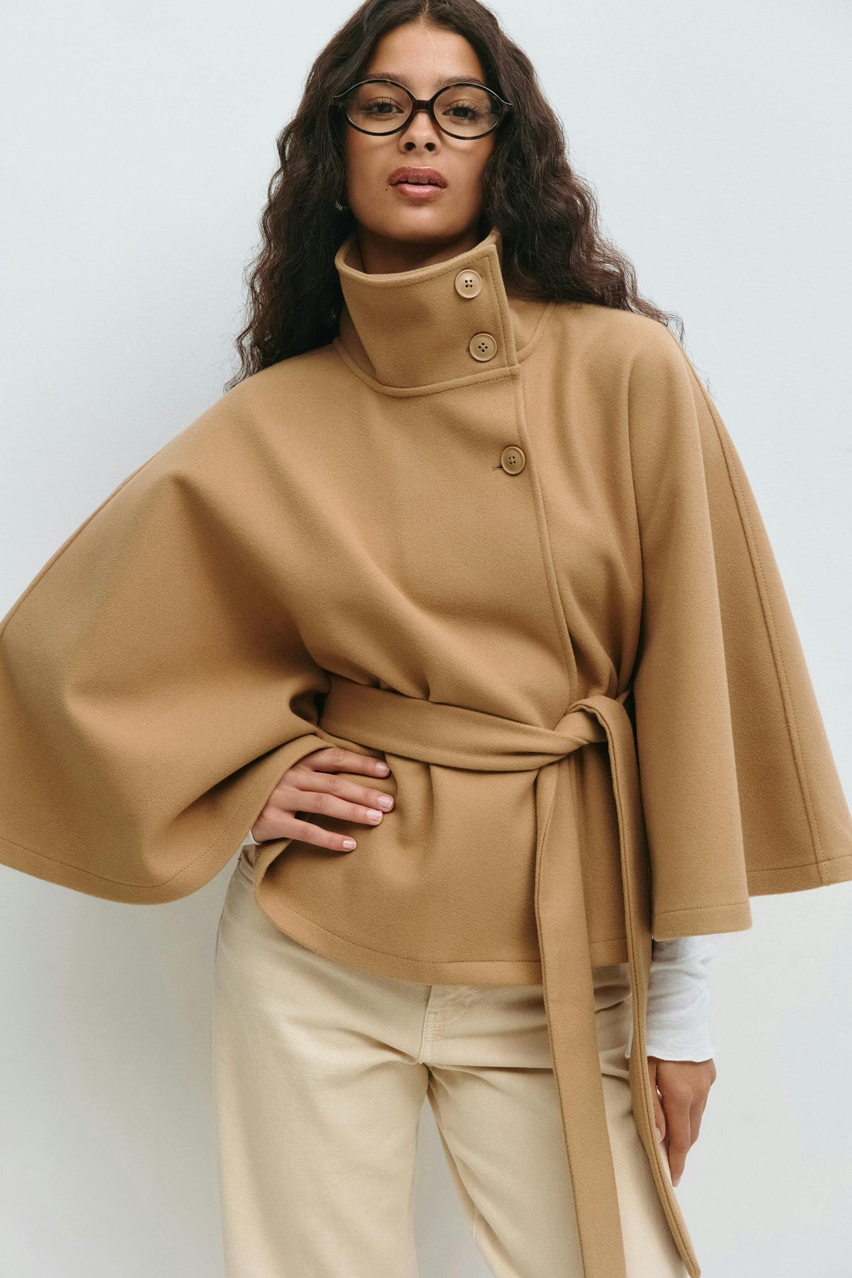 Cape Jas for women featuring a regular fit, high collar, and stylish tie belt, perfect for layering in colder weather. - 8