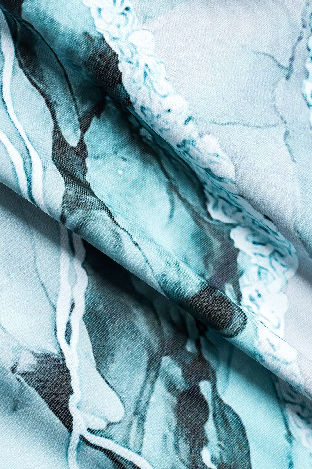 Badpak Set Dames met abstracte print, verstelbare strikbanden en bijpassende pareo, perfect voor een stijlvolle strand - 6