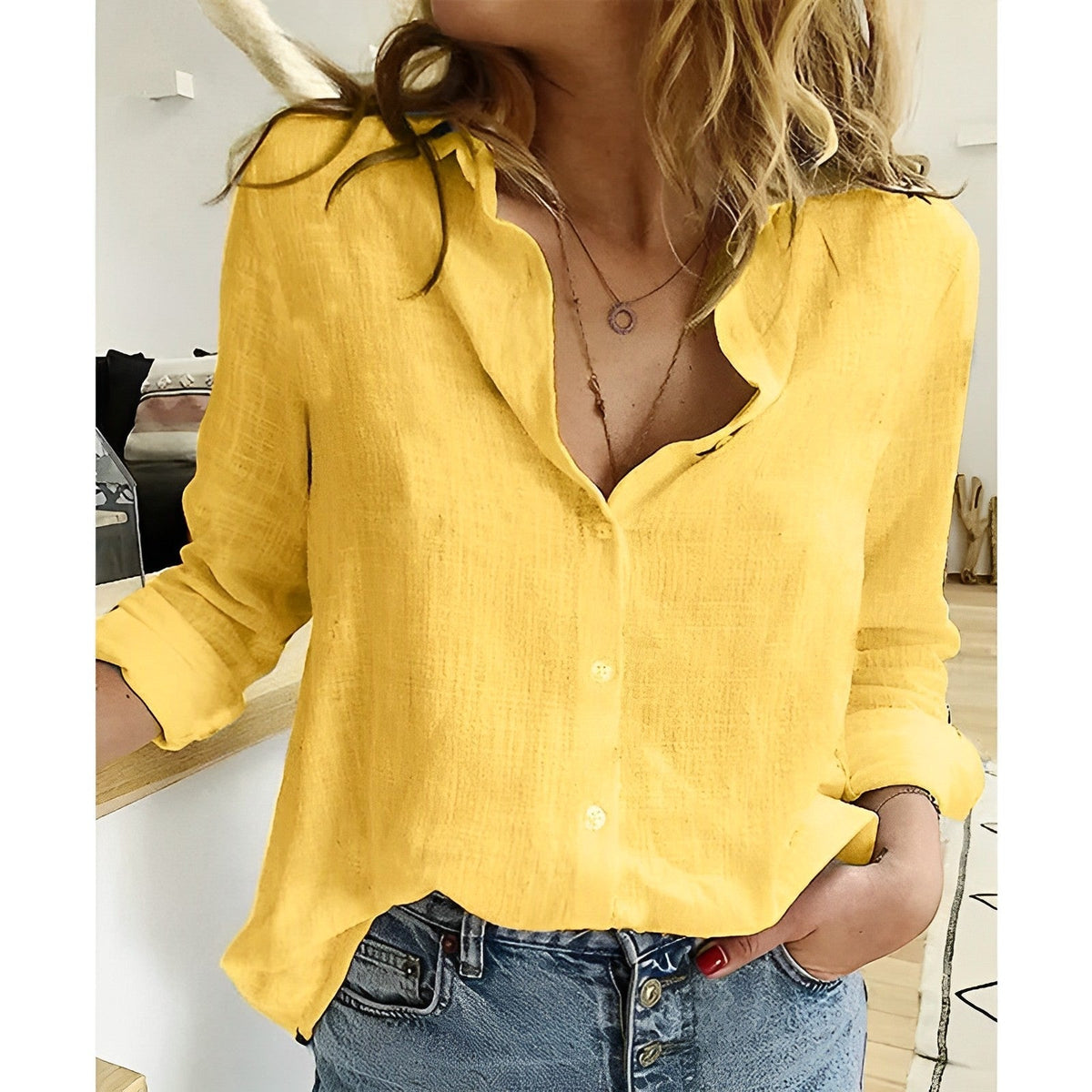 Dames Blouse in White, Relaxed Fit with Button Closure, Perfect for Casual Summer Wear - 6